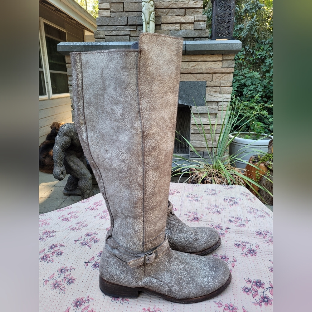 Bed Stu  Distressed Boots Size 9.5